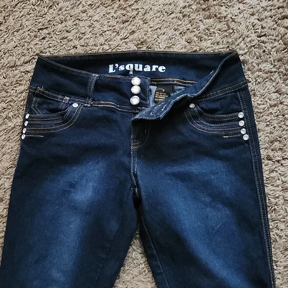 Dark denim skinny jeans!! - Picture 2 of 8